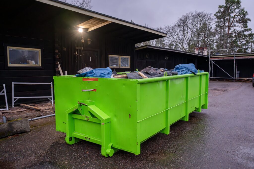 Top-Rated Dumpster Rental Company in Pomfret CT | Mancini Dumpster